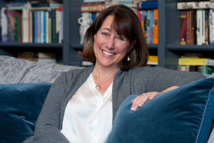 Elissa Grayer Headshot