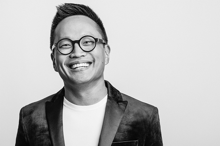 Evan Millárd Headshot