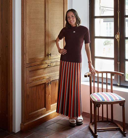 Nina Farmer headshot